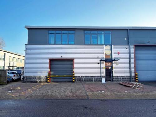 Unit 34, Orbital 25 Business Park, Dwight Road, Watford, WD18