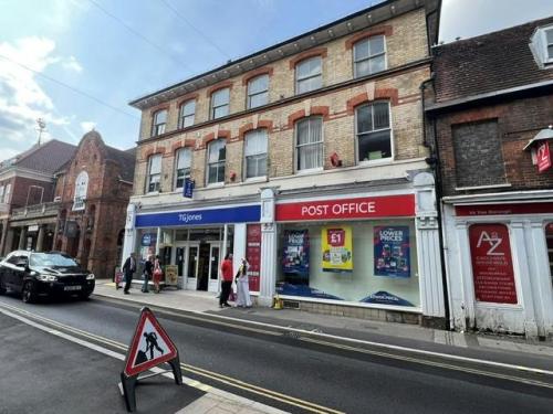 14 The Borough, Farnham, GU9