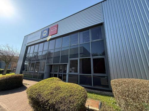 Unit 2, Royal London Park, Flanders Road, Southampton, SO30
