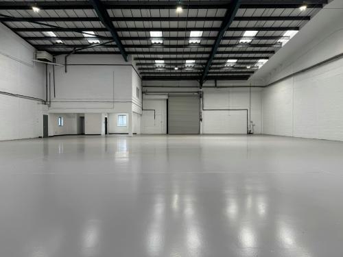 Unit 4 Saxon Way, Trading Centre, Saxon Way, Harmondsworth, West Drayton, UB7