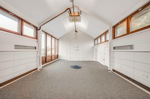 8 Iron Bridge House, Bridge Approach, Primrose Hill, London, NW1
