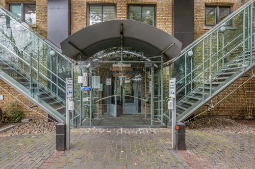 8 Iron Bridge House, Bridge Approach, Primrose Hill, London, NW1