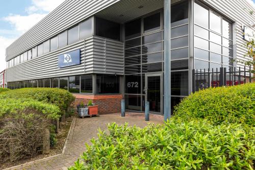 Unit 672, North Feltham Trading Estate, Spur Road, Feltham, TW14