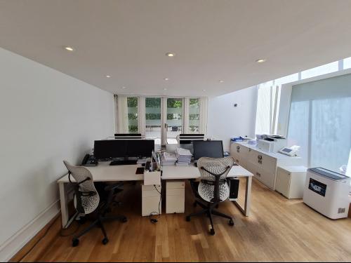5 The Green, Richmond, TW9