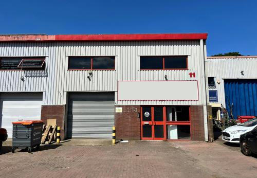 Unit 11 Metro Centre, St John's Road, Isleworth, TW7