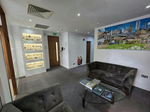 14 Berkeley Street, Mayfair, London, W1J