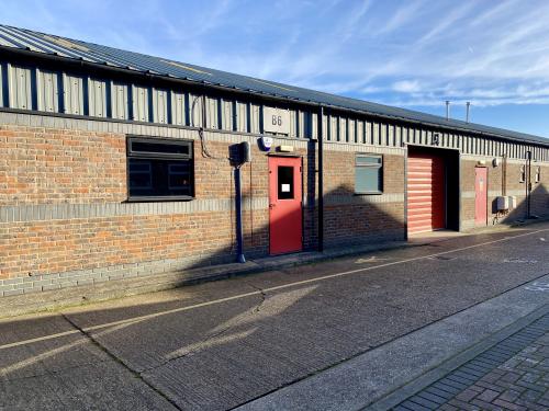 Unit B6, Barton Industrial Estate, Faldo Road, Barton-Le-Clay, Bedford, MK45
