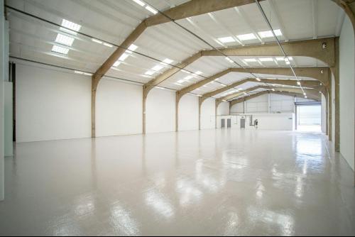 Unit 2, Beeches Industrial Estate, Yate, BS37