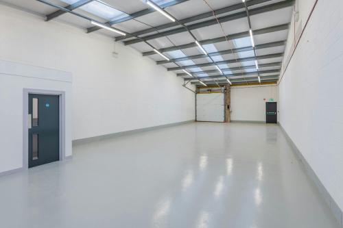 Units 58, Beeches Industrial Estate, Waverley Road, Yate, BS37