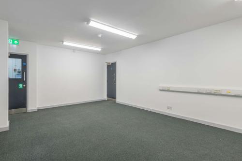 Units 58, Beeches Industrial Estate, Waverley Road, Yate, BS37