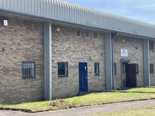 Rabans Lane Industrial Estate, 13 Rabans Close, Aylesbury, HP19