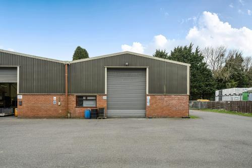 Unit 7, Brackley Industrial Estate, Top Station Road, Brackley, NN13