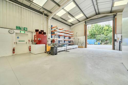 Unit 7, Brackley Industrial Estate, Top Station Road, Brackley, NN13