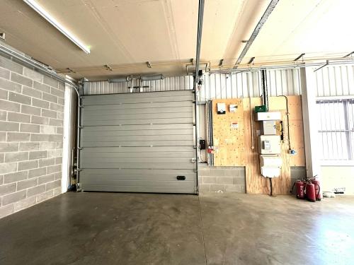 Unit 5 Vision, Kendal Avenue, West Acton, London, W3
