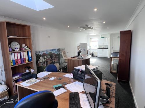Unit 7 The Parade, 147 Wareham Road, Corfe Mullen, Wimborne, BH21