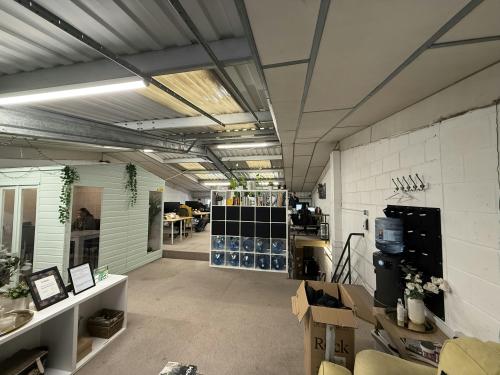 Unit 6, Cygnus Business Centre, Dalmeyer Road, Willesden, London, NW10