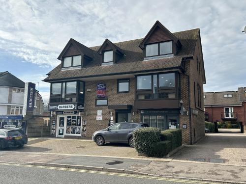 10 Hill Avenue, Amersham, HP6