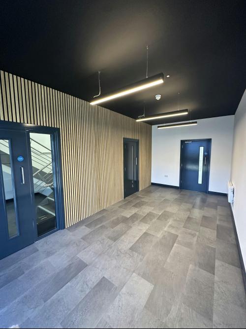 966 Weston Road, Slough, SL1