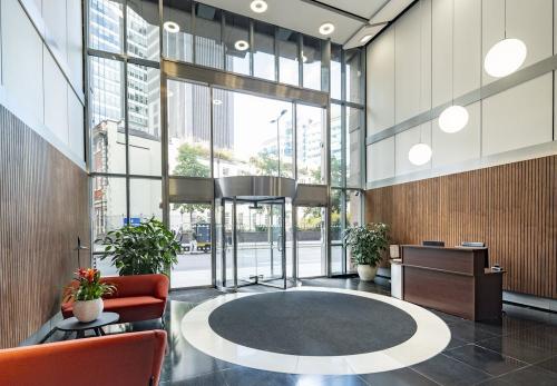 1 Aldgate, London, EC3N