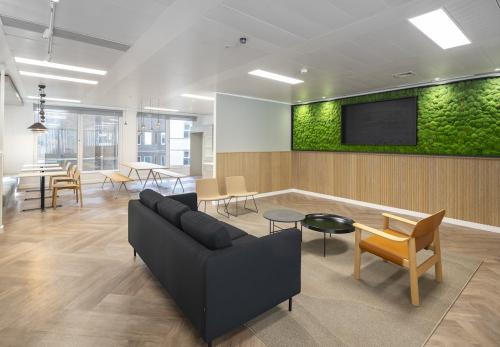 1 Aldgate, London, EC3N