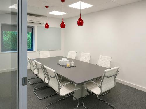 96 Wilton Road, Victoria, London, SW1V