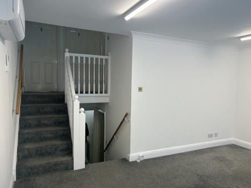6 The Court Yard, Holding Street, Rainham, Gillingham, ME8