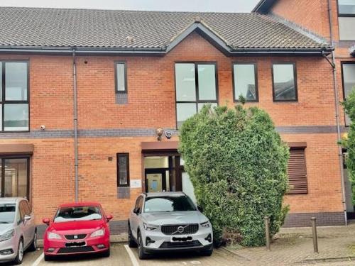17 Manor Courtyard, Hughenden Avenue, High Wycombe, HP13