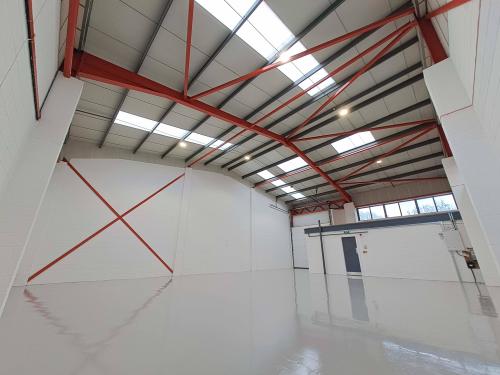 Unit 9, Canons Road, Old Wolverton, Milton Keynes, MK12