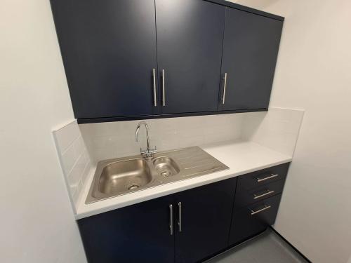 Unit 9, Canons Road, Old Wolverton, Milton Keynes, MK12