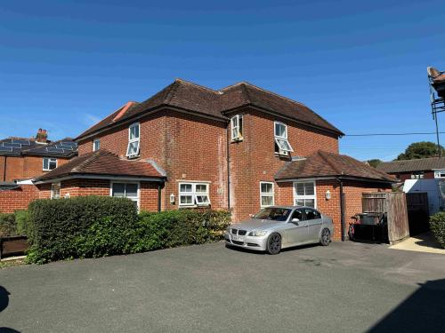 Oak Villas, 1-6 Winchester Road, Bishop’s Waltham, Southampton, SO32