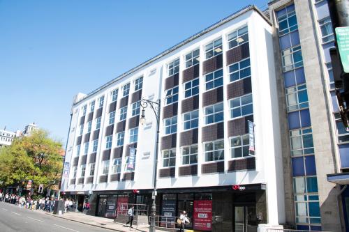 100-101 Queens Road, Brighton, BN1