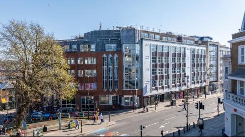 1 Gloucester Road, Queens Road Quadrant, Brighton, BN1