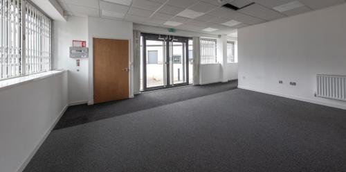 Unit 21, Greenford Park, Ockham Drive, Greenford, UB6