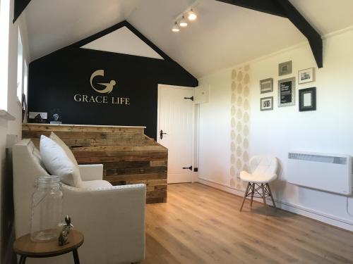Unit 4 Freemantle Park Farm, Cottington Hill, Hannington, Tadley, RG26