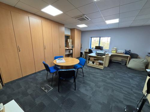 Unit 7, Belbins Business Park, Cupernham Lane, Romsey, SO51