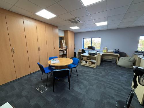 Unit 7, Belbins Business Park, Cupernham Lane, Romsey, SO51