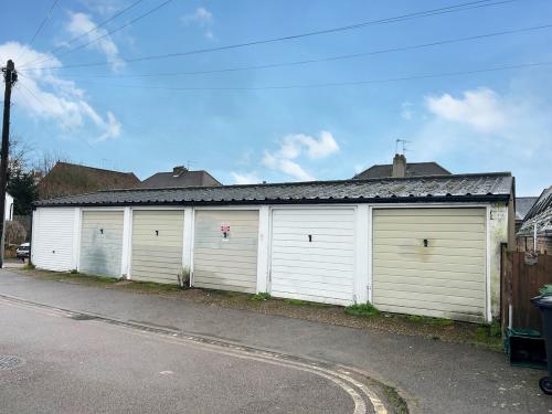Garages, Vernon Close, St. Albans, AL1