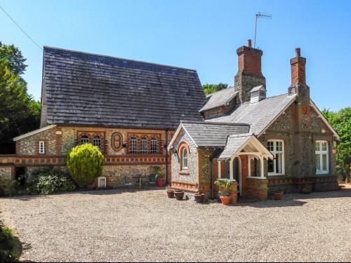 Main Hall, St Martins House Business Centre, Ockham Road South, East Horsley, KT24
