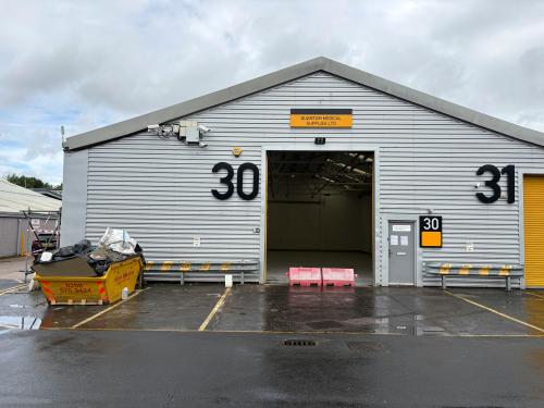 Unit 30, Phoenix Distribution Park, Phoenix Way, Hounslow, TW5
