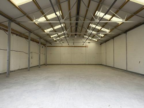 Unit 30, Phoenix Distribution Park, Phoenix Way, Hounslow, TW5
