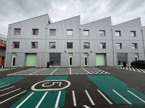 Unit F7, Florentia Village, Harringay, London, N4