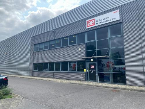 Unit 3, Vector Park, Forest Road, Feltham, TW13