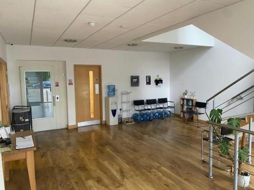 Unit 3, Vector Park, Forest Road, Feltham, TW13