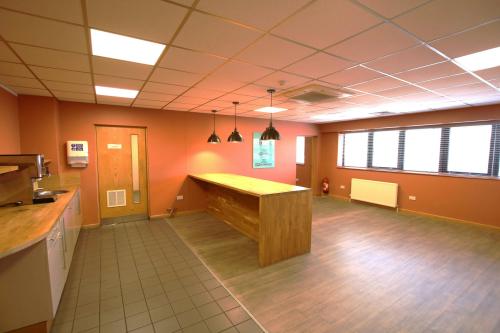 Unit 3-5, Albany Park, Cabot Lane, Poole, BH17
