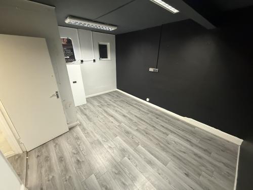 132 Pinner Road, Harrow, HA1