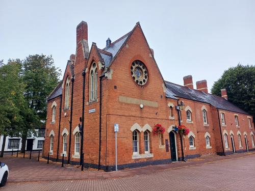 The Old Court House, Office, 19 Market Square, Stony Stratford, Milton Keynes, MK11