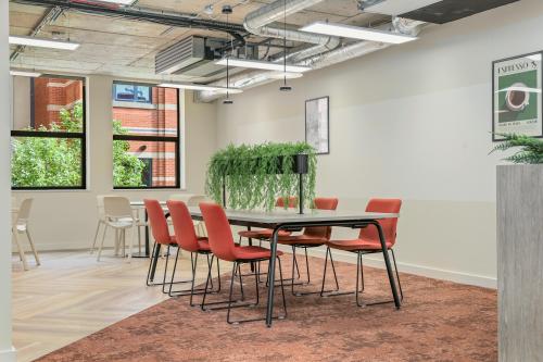 6 East Parade, Leeds, LS1