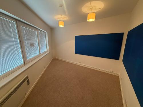 32 Avebury Avenue, Tonbridge, TN9