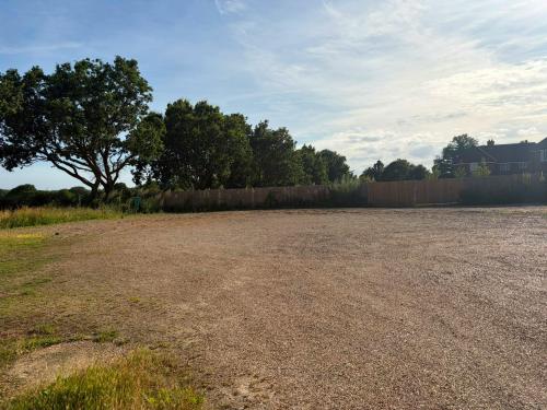 Chequers Barn, Chequers Hill, Bough Beech, Edenbridge, TN8