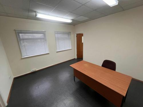 136B Commercial Road, Paddock Wood, Tonbridge, TN12